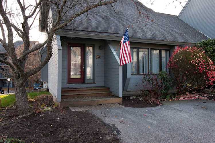 5 Tsienneto Rd #39 Derry, NH 03038