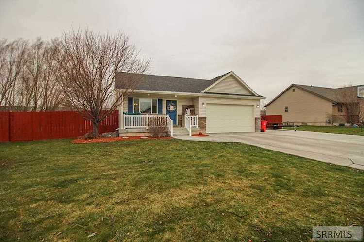 3891 E Deer Stream Drive Idaho Falls, ID 83401