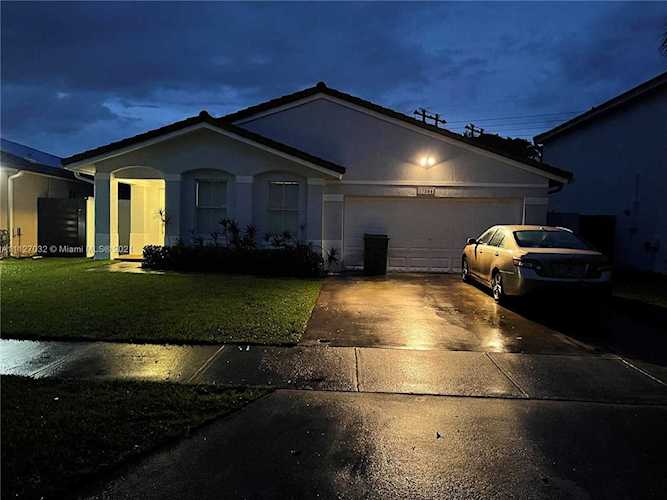 17384 SW 138th Ct Miami, FL 33177