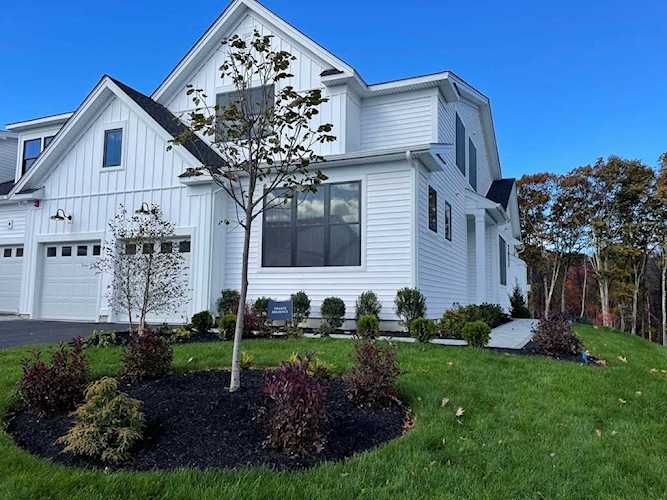14 Lyons Lane #11 Boxborough, MA 01719