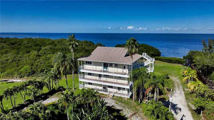 2105 99th St NW Bradenton, FL 34209