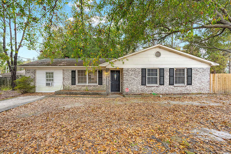9887 Midview Dr Ladson, SC 29456