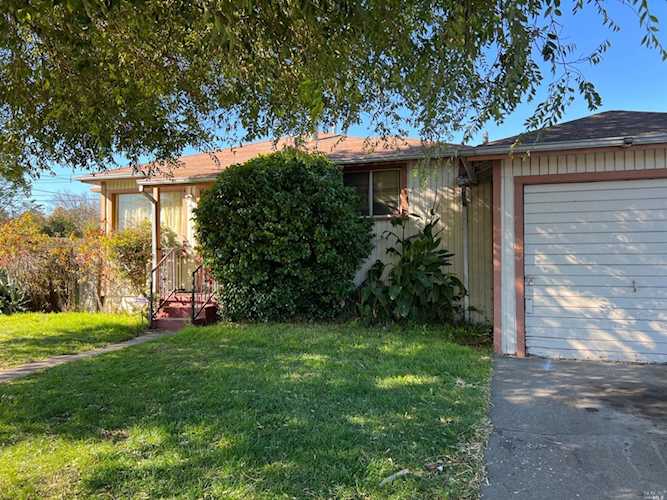 915 S 45th Street Richmond, CA 94804 | MLS 321108065 Photo 1