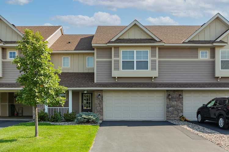 3407 Chestnut Lane Eagan, MN 55123