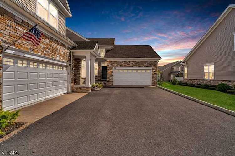 84 Van Cleef Dr Readington Twp., NJ 08889