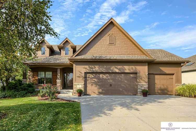 12352 S 73 AvePapillionNo description available...NE22123824Shadow Lake68046home for sale$410,000 Photo 1