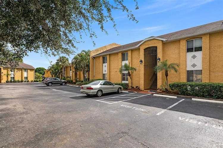1959 Toucan WAY #207 Sarasota, FL 34232