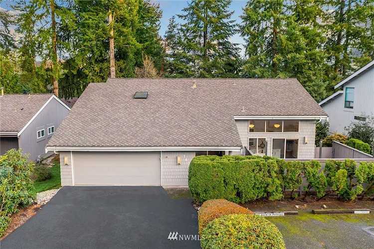 1430 170th Place NE Bellevue, WA 98008