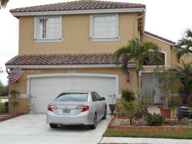 19010 SW 4th St Pembroke Pines, FL 33029 | MLS A11128841 Photo 1