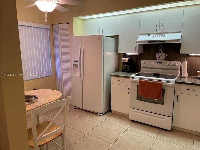 1400 SW 131st Way #208Q Pembroke Pines, FL 33027