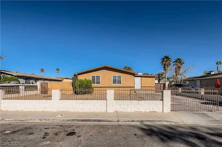 2720 Carla Ave North Las Vegas, NV 89030