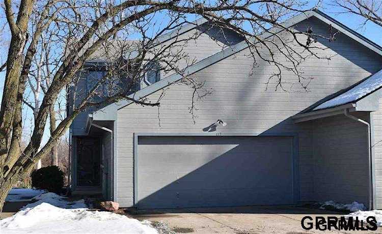 19911 Robinhood Ln Plattsmouth, NE 68048