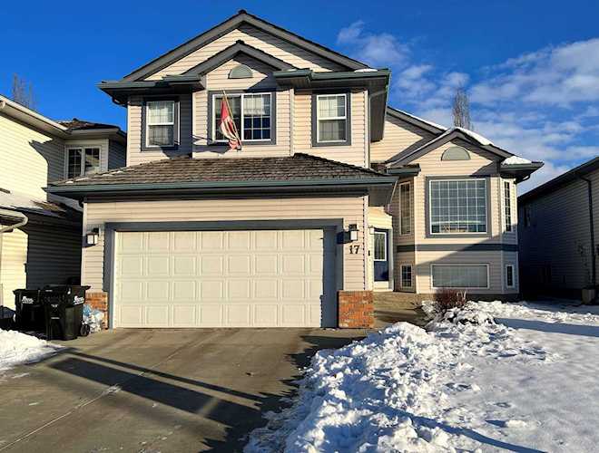 17 Newcastle Road Sherwood Park, AB T8A 6E9