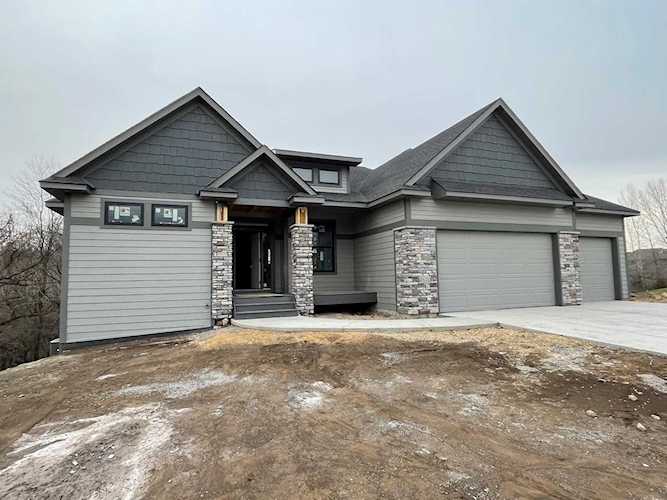 2670 Woodcliff Trail Hastings, MN 55033