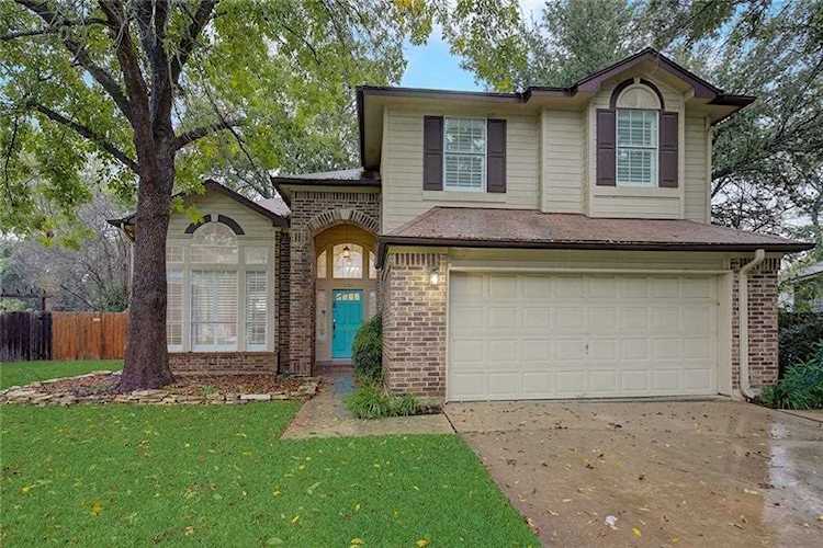 1110 Red Bird DR Cedar Park, TX 78613