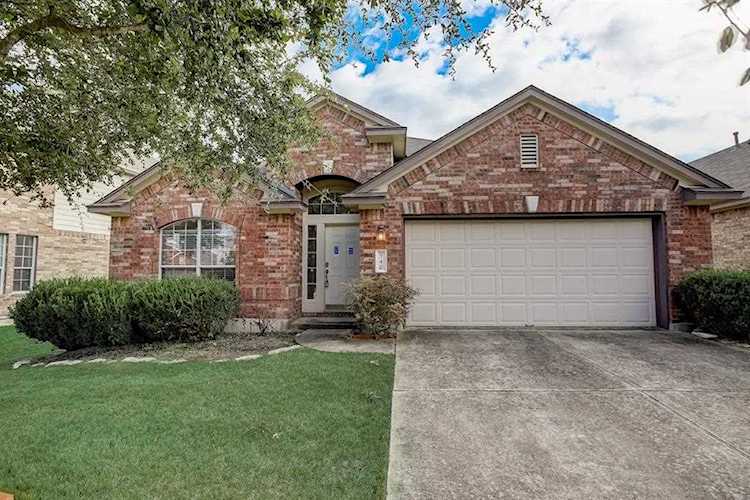 540 Bayou Bend DR Buda, TX 78610