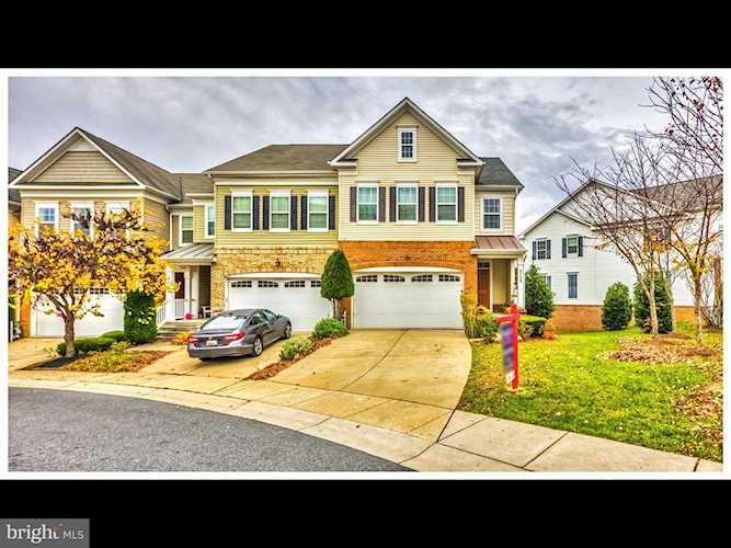 9708 Northern Lakes Ln Laurel, MD 20723