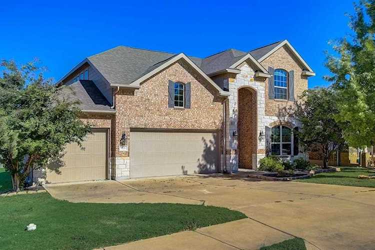 925 Arvada DR #SR Leander, TX 78641