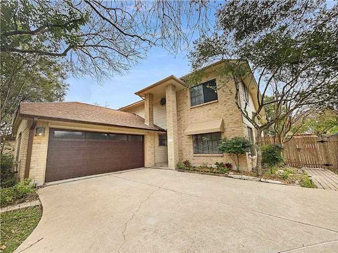 1207 Rocky Creek DR Pflugerville, TX 78660