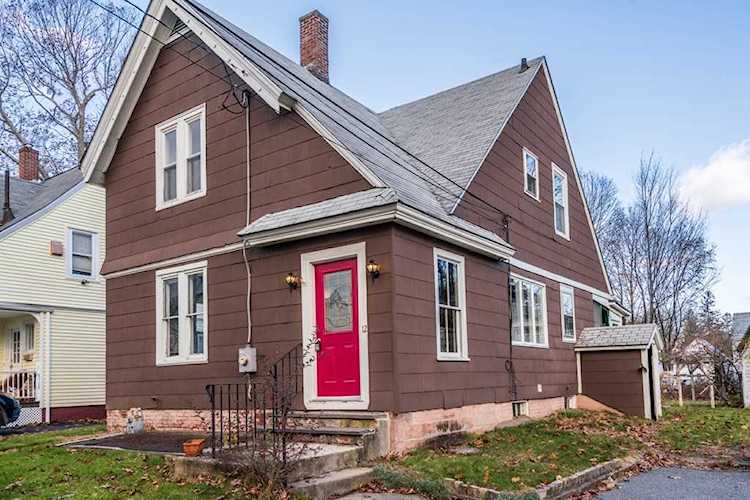 12 Lindsay St Framingham, MA 01702