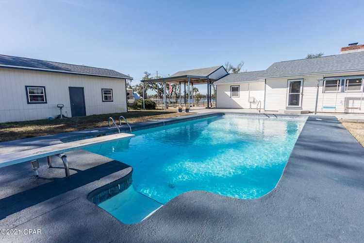 7332 Sale Blvd Southport, FL 32409