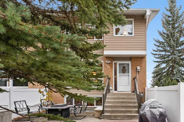116 Silver Crest Dr NW #14 Calgary, AB T3B 4N9