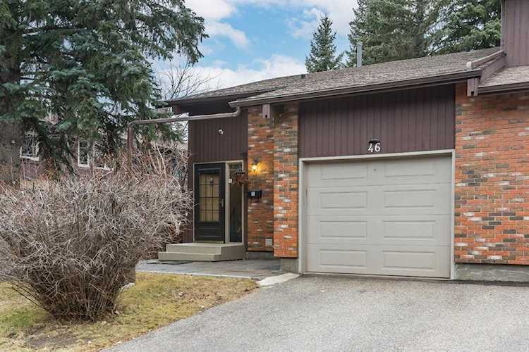 2323 Oakmoor Dr SW #46 Calgary, AB T2V 4T2
