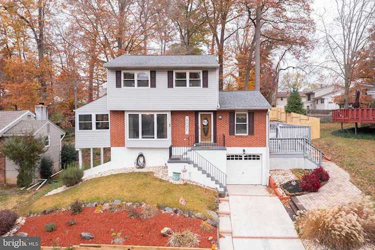 110 Hilldale Ct Claymont, DE 19703