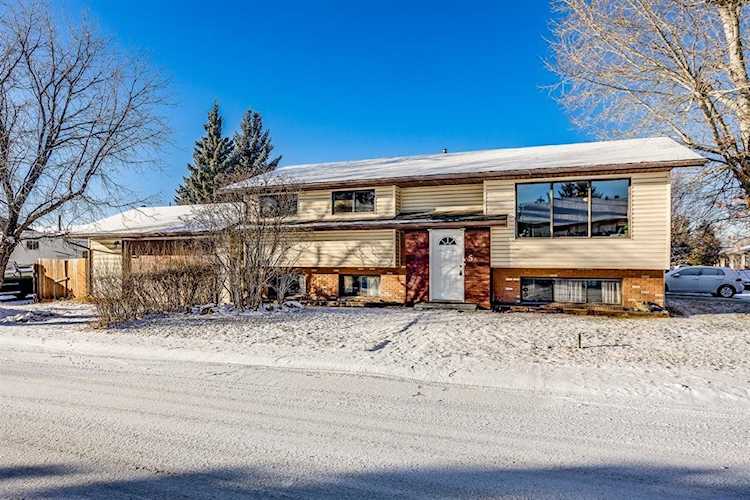 5 Big Springs Crescent SE Airdrie, AB T4A 1G5