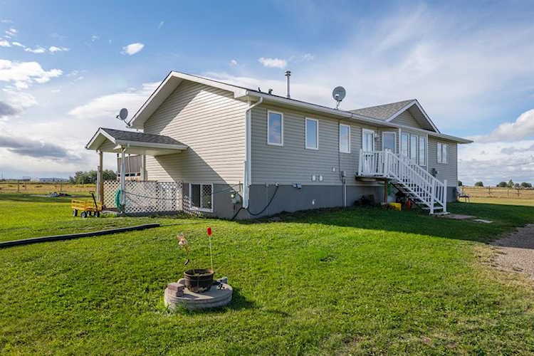 270092 Glenmore Trl Rural Rocky View County, AB T0J 1X0