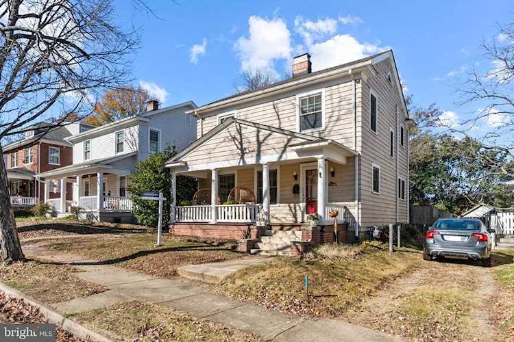 905 Brompton St Fredericksburg, VA 22401