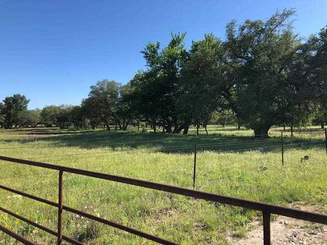 5800 Fm 970 Florence, TX 76527