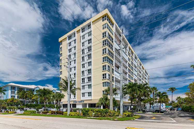 800 SE 20th Avenue #206 Deerfield Beach, FL 33441