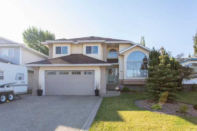 111 Anquetel St Red Deer, AB T4R 2K7