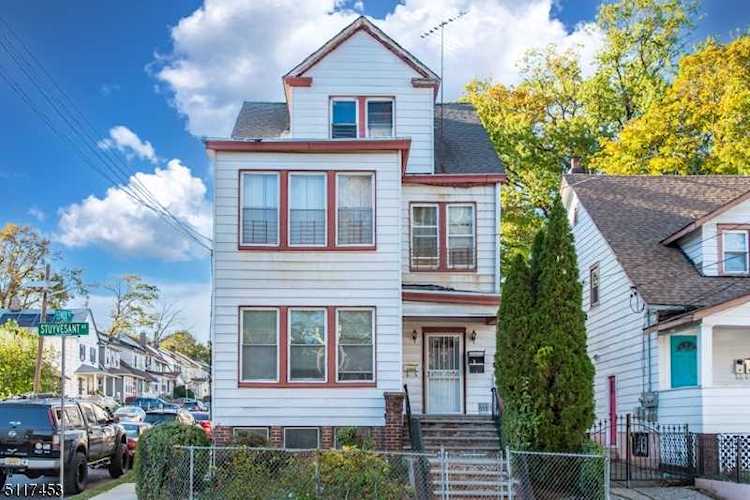 233 Stuyvesant Ave Newark City, NJ 07106