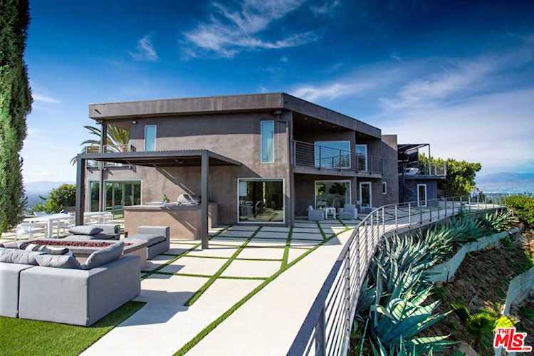 3626 Fawndale Place Sherman Oaks, CA 91403