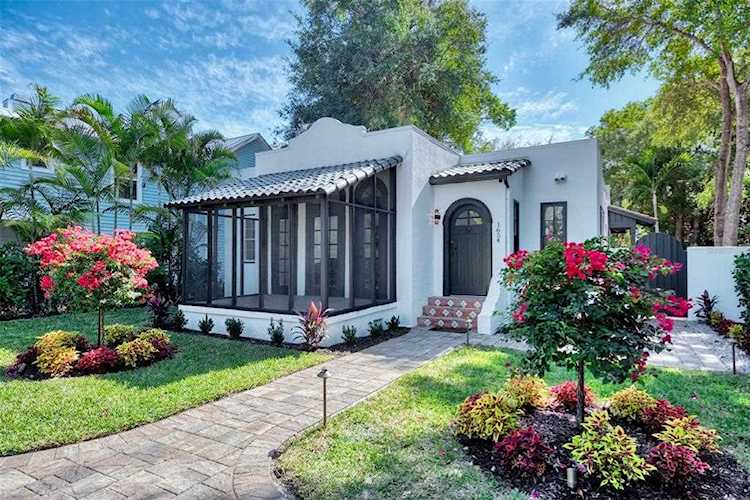 1654 Prospect St Sarasota, FL 34239
