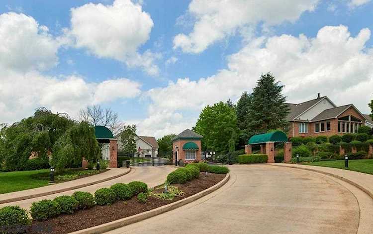 220 Village Heights Drive State College, PA 16801