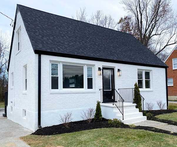 503 Cleveland Salem, VA 24153