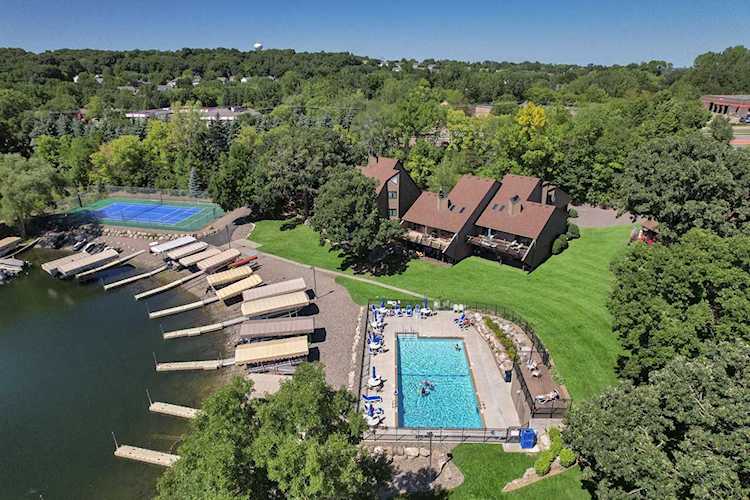 6540 Harborview Circle NE Prior Lake, MN 55372