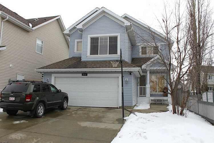 8715 11 Avenue Edmonton, AB T5X 1J5