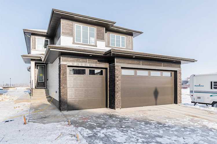 5807 Pelerin Crescent Beaumont, AB T4X 2X8