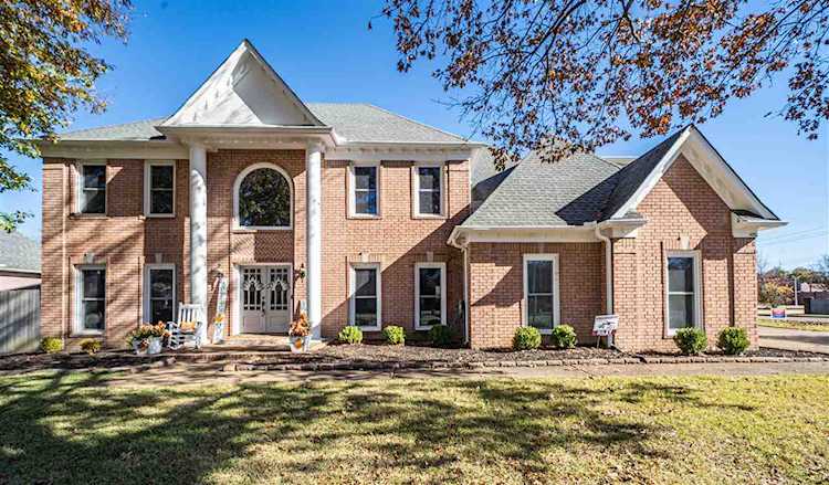 1470 John Ridge Dr Collierville, TN 38017