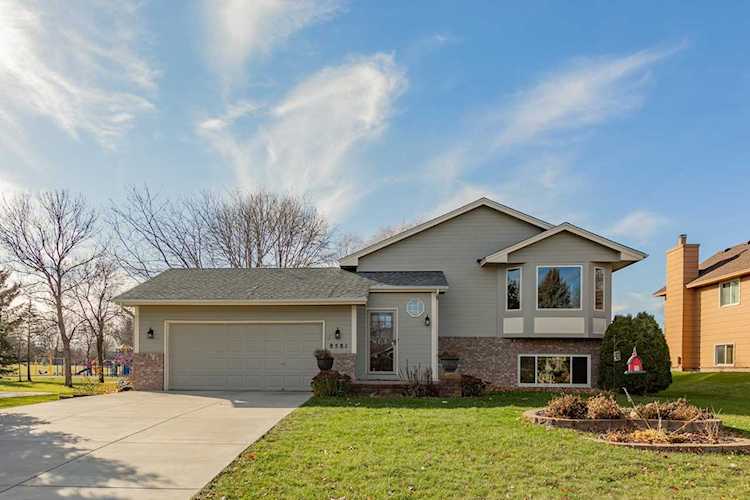 8581 Chanhassen Hills Drive S Chanhassen, MN 55317