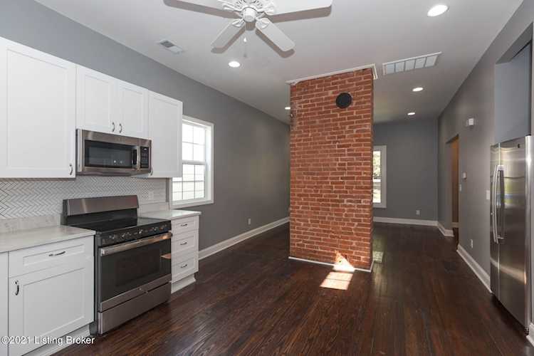 1427 S Floyd St Louisville, KY 40208
