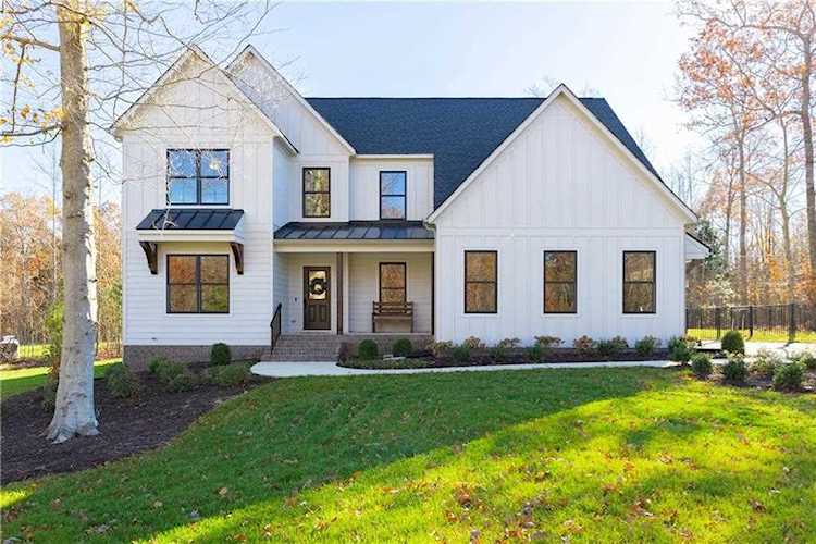 1715 Reed Marsh Ln Goochland, VA 23063