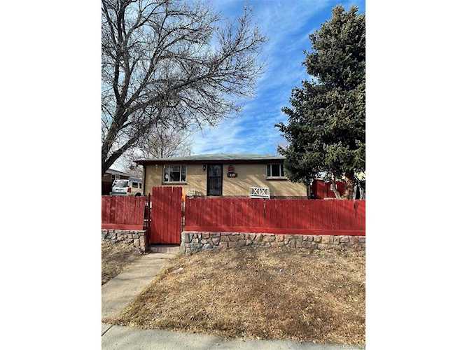 559 S Yates St Denver, CO 80219