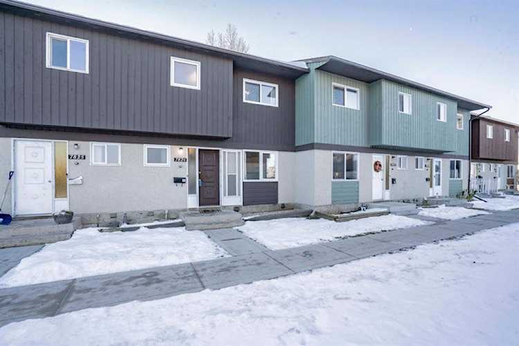 7826 Cedarwood Park Grande Prairie, AB T8V 4R8