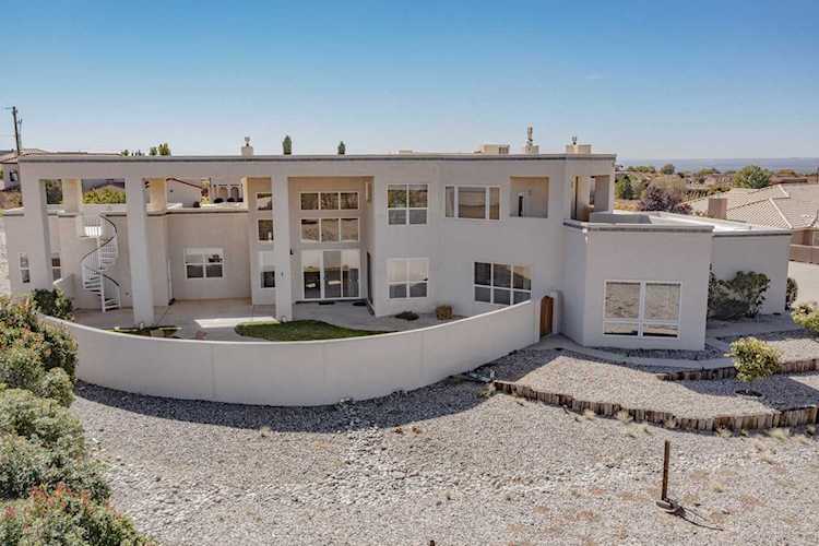 8421 Florence Ave NE Albuquerque, NM 87122