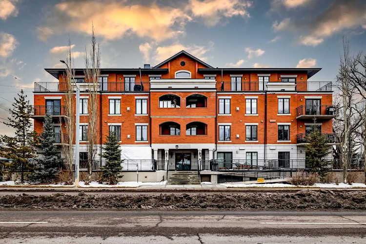 # 406 7907 109 Street Edmonton, AB T6G 1C7